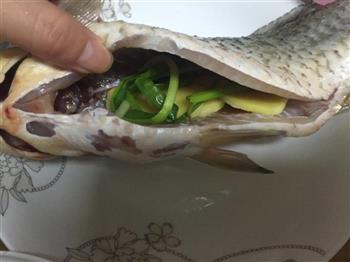 入味萝卜鲫鱼汤怎么做，入味萝卜鲫鱼汤怎么做好吃，入味萝卜鲫鱼汤做法