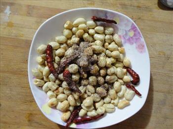 炸花生仁怎么做，炸花生仁怎么做好吃，炸花生仁做法