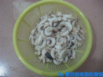 墨鱼仔韭菜花怎么做，墨鱼仔韭菜花怎么做好吃，墨鱼仔韭菜花做法