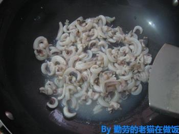 墨鱼仔韭菜花怎么做，墨鱼仔韭菜花怎么做好吃，墨鱼仔韭菜花做法