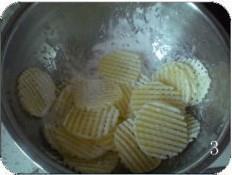 干锅土豆香辣虾怎么做，干锅土豆香辣虾怎么做好吃，干锅土豆香辣虾做法