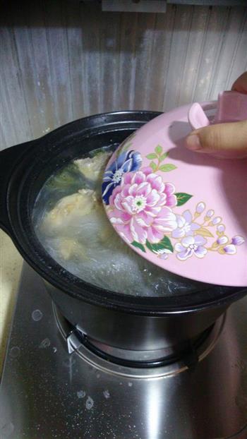 香菇鸡汤-汤浓味美营养多多怎么做，香菇鸡汤-汤浓味美营养多多怎么做好吃，香菇鸡汤-汤浓味美营养多多做法