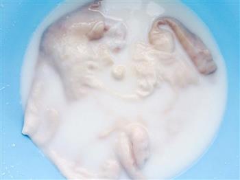 猪肚酸菜汤怎么做，猪肚酸菜汤怎么做好吃，猪肚酸菜汤做法