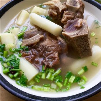 山药牛尾汤怎么做，山药牛尾汤怎么做好吃，山药牛尾汤做法