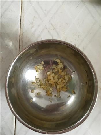 鲫鱼炖萝卜汤怎么做，鲫鱼炖萝卜汤怎么做好吃，鲫鱼炖萝卜汤做法