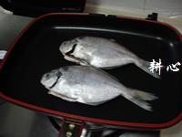 香煎巴鲫鱼怎么做，香煎巴鲫鱼怎么做好吃，香煎巴鲫鱼做法