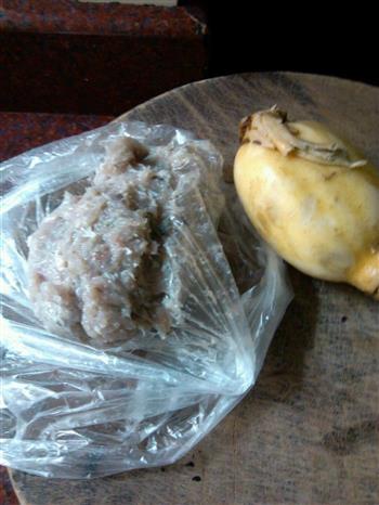 香煎连藕鱼饼怎么做，香煎连藕鱼饼怎么做好吃，香煎连藕鱼饼做法