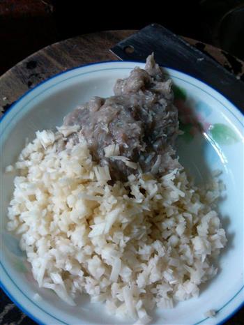 香煎连藕鱼饼怎么做，香煎连藕鱼饼怎么做好吃，香煎连藕鱼饼做法