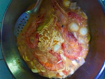中华海鲜酸辣汤怎么做，中华海鲜酸辣汤怎么做好吃，中华海鲜酸辣汤做法
