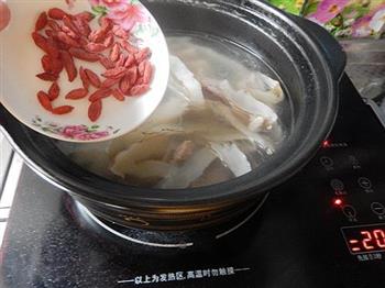 玉竹排骨汤怎么做，玉竹排骨汤怎么做好吃，玉竹排骨汤做法