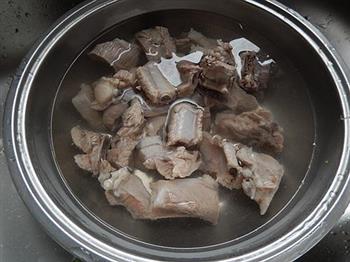 玉竹排骨汤怎么做，玉竹排骨汤怎么做好吃，玉竹排骨汤做法