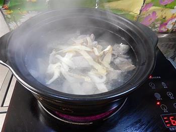 玉竹排骨汤怎么做，玉竹排骨汤怎么做好吃，玉竹排骨汤做法