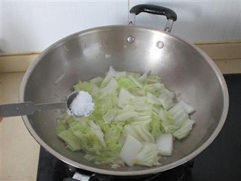 白菜肉片汤年糕怎么做，白菜肉片汤年糕怎么做好吃，白菜肉片汤年糕做法
