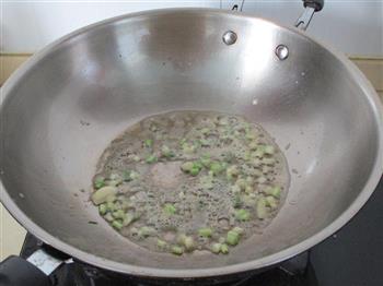 白菜肉片汤年糕怎么做，白菜肉片汤年糕怎么做好吃，白菜肉片汤年糕做法