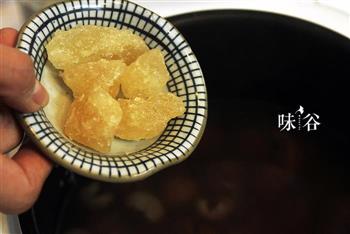 元肉百合栗子甜汤怎么做，元肉百合栗子甜汤怎么做好吃，元肉百合栗子甜汤做法