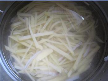 油炸土豆条怎么做，油炸土豆条怎么做好吃，油炸土豆条做法