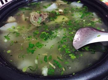 马蹄甘蔗羊肉汤怎么做，马蹄甘蔗羊肉汤怎么做好吃，马蹄甘蔗羊肉汤做法