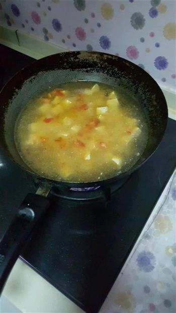 豆腐海鲜汤怎么做，豆腐海鲜汤怎么做好吃，豆腐海鲜汤做法