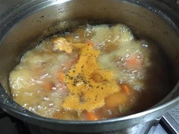 奶油红菜汤怎么做，奶油红菜汤怎么做好吃，奶油红菜汤做法