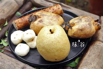 预防感冒的梨藕荸荠汤怎么做，预防感冒的梨藕荸荠汤怎么做好吃，预防感冒的梨藕荸荠汤做法
