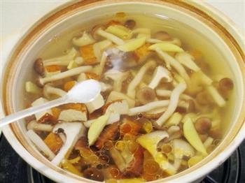 豆腐干丝瓜汤怎么做，豆腐干丝瓜汤怎么做好吃，豆腐干丝瓜汤做法