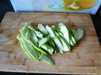 蛇瓜紫菜汤怎么做，蛇瓜紫菜汤怎么做好吃，蛇瓜紫菜汤做法