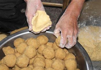 豆沙糯米果怎么做，豆沙糯米果怎么做好吃，豆沙糯米果做法