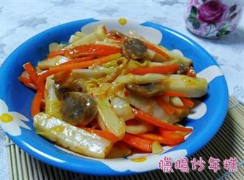 腊肠炒年糕怎么做，腊肠炒年糕怎么做好吃，腊肠炒年糕做法