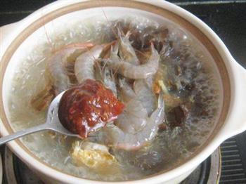 海虾河蟹粉丝煲怎么做，海虾河蟹粉丝煲怎么做好吃，海虾河蟹粉丝煲做法