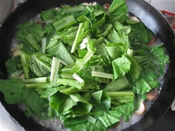香菇豆腐小白菜汤怎么做，香菇豆腐小白菜汤怎么做好吃，香菇豆腐小白菜汤做法