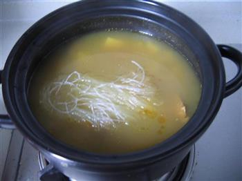 咖喱土豆牛肉汤怎么做，咖喱土豆牛肉汤怎么做好吃，咖喱土豆牛肉汤做法
