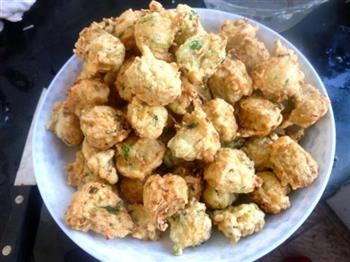 萝卜香菜丸子怎么做，萝卜香菜丸子怎么做好吃，萝卜香菜丸子做法