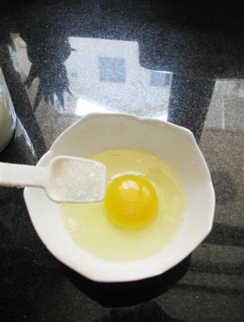 牛奶炖鸡蛋怎么做，牛奶炖鸡蛋怎么做好吃，牛奶炖鸡蛋做法