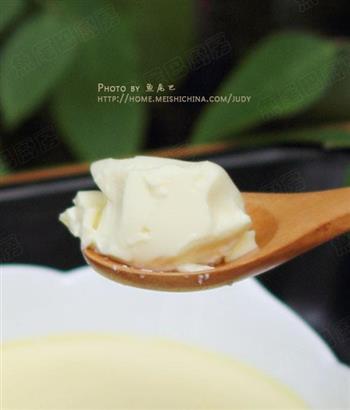 牛奶炖鸡蛋怎么做，牛奶炖鸡蛋怎么做好吃，牛奶炖鸡蛋做法