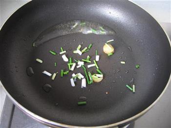 菜花番茄蛤蜊汤怎么做，菜花番茄蛤蜊汤怎么做好吃，菜花番茄蛤蜊汤做法