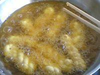 甜脆小麻花怎么做，甜脆小麻花怎么做好吃，甜脆小麻花做法
