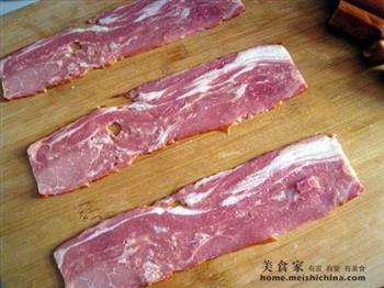 培根黑胡椒热狗卷怎么做，培根黑胡椒热狗卷怎么做好吃，培根黑胡椒热狗卷做法