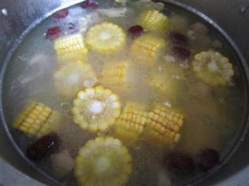 玉米鸡汤怎么做,玉米鸡汤怎么做好吃,玉米鸡汤做法 玉米鸡汤怎么做,玉米鸡汤怎么做好吃,玉米鸡汤做法