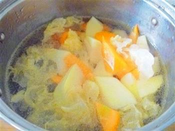 银耳土豆美容汤怎么做，银耳土豆美容汤怎么做好吃，银耳土豆美容汤做法