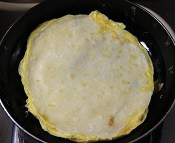 葱油鸡蛋饼怎么做，葱油鸡蛋饼怎么做好吃，葱油鸡蛋饼做法