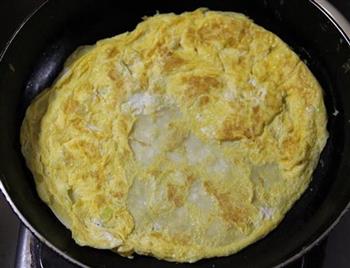 葱油鸡蛋饼怎么做，葱油鸡蛋饼怎么做好吃，葱油鸡蛋饼做法