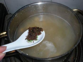 桂花莲子羹怎么做，桂花莲子羹怎么做好吃，桂花莲子羹做法