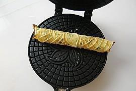 葱香咸味蛋卷怎么做，葱香咸味蛋卷怎么做好吃，葱香咸味蛋卷做法