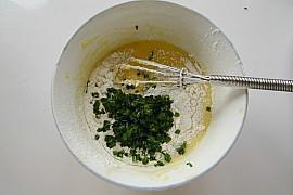 葱香咸味蛋卷怎么做，葱香咸味蛋卷怎么做好吃，葱香咸味蛋卷做法