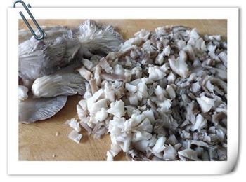 平菇胡萝卜烫面蒸饺怎么做，平菇胡萝卜烫面蒸饺怎么做好吃，平菇胡萝卜烫面蒸饺做法