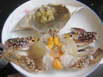红膏蟹洋葱粉丝煲怎么做，红膏蟹洋葱粉丝煲怎么做好吃，红膏蟹洋葱粉丝煲做法