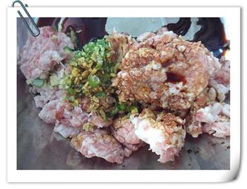 平菇胡萝卜烫面蒸饺怎么做，平菇胡萝卜烫面蒸饺怎么做好吃，平菇胡萝卜烫面蒸饺做法