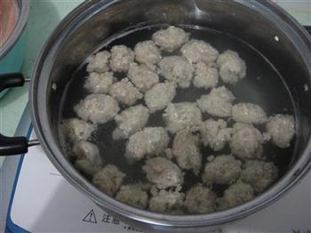 三文鱼丸怎么做，三文鱼丸怎么做好吃，三文鱼丸做法