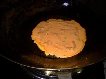 辣白菜煎饼怎么做，辣白菜煎饼怎么做好吃，辣白菜煎饼做法