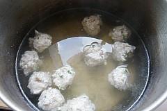 鸡毛菜肉丸汤怎么做，鸡毛菜肉丸汤怎么做好吃，鸡毛菜肉丸汤做法